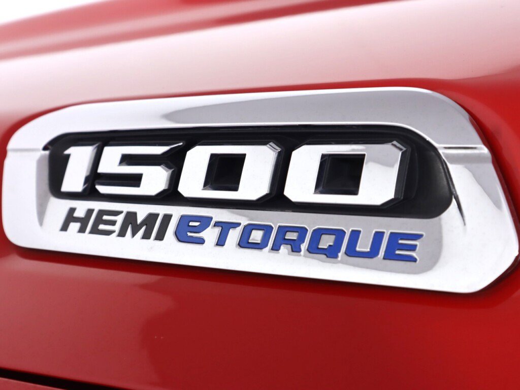 Used 2022 RAM 1500 Laramie AWD/4WD image 44