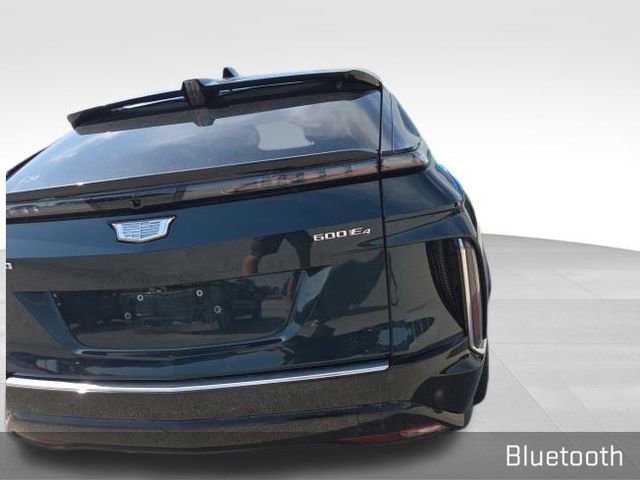 Used 2025 Cadillac Lyriq Luxury w/ LPO, Floor Liner Package AWD/4WD image 7