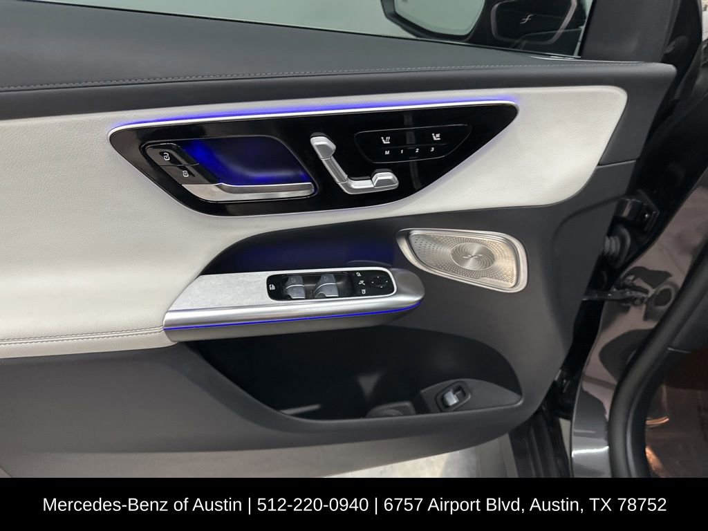 Certified 2025 Mercedes-Benz GLC 300 image 12