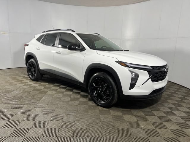 New 2026 Chevrolet Trax LT w/ Driver Confidence Package FWD image 7