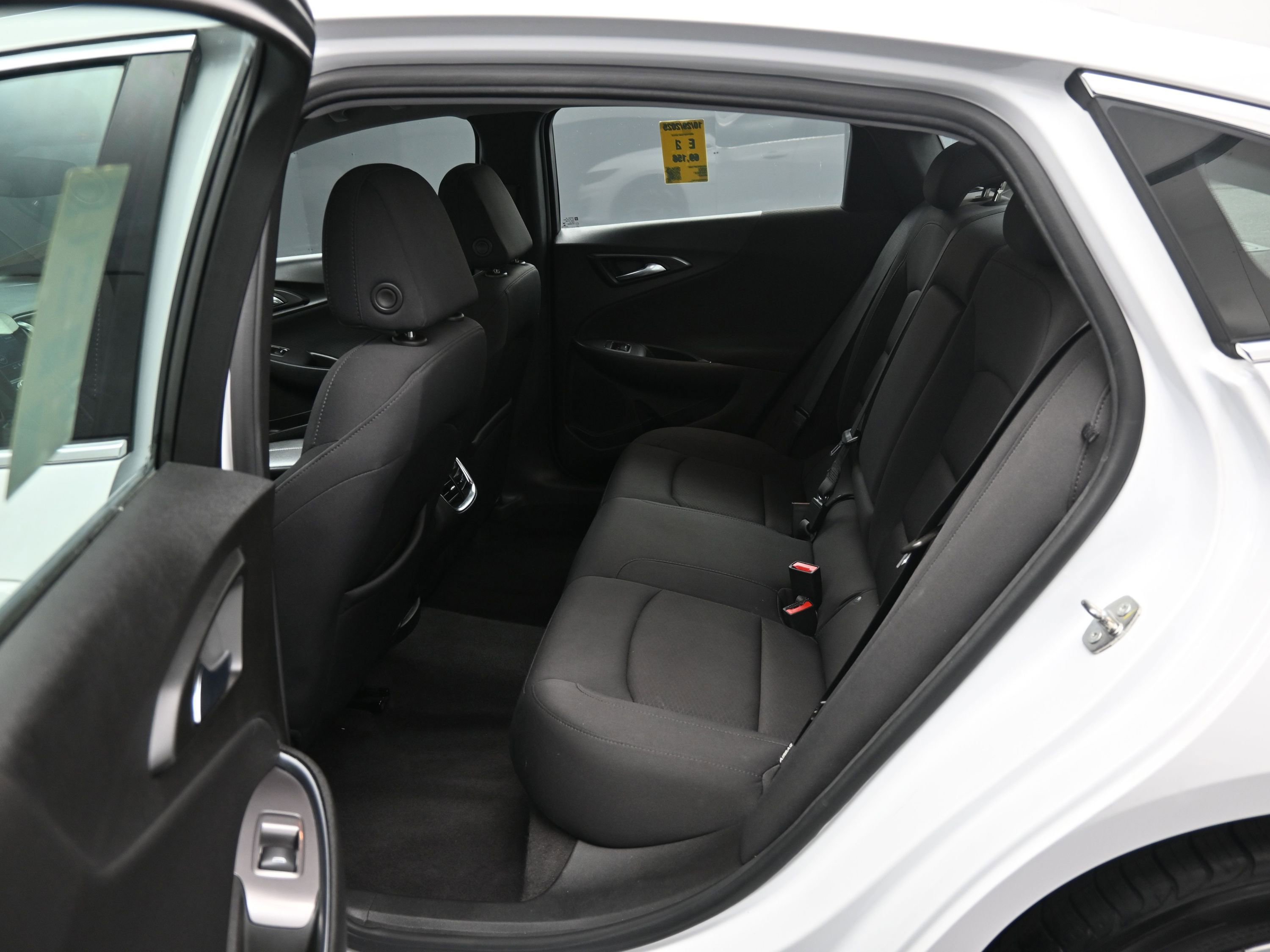 Used 2022 Chevrolet Malibu LT image 22