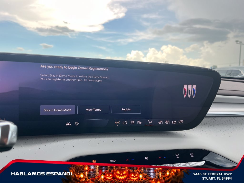 New 2026 Buick Enclave Avenir w/ Super Cruise Package AWD/4WD image 32