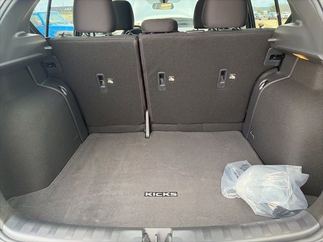 Certified 2025 Nissan Kicks Play S image 20