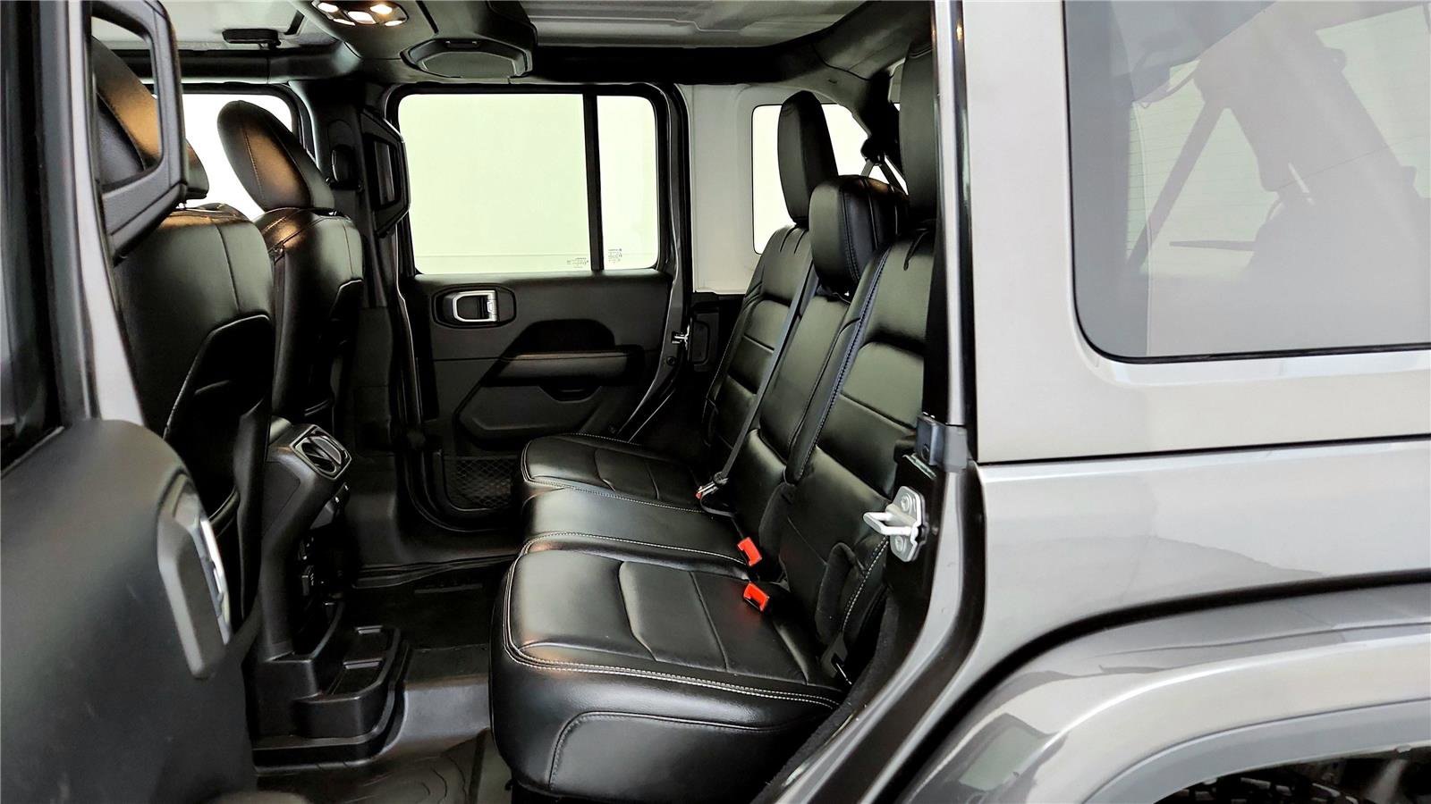 Used 2019 Jeep Wrangler Unlimited Sahara w/ Dual Top Group image 19