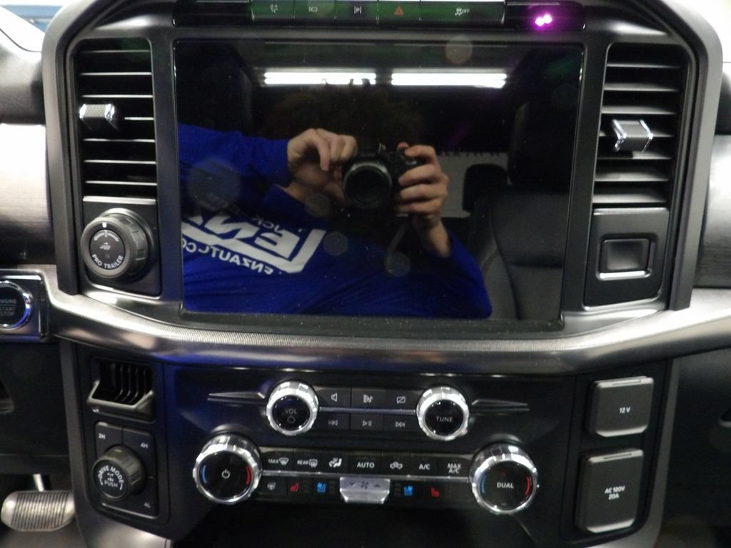 Used 2024 Ford F150 Lariat AWD/4WD image 55