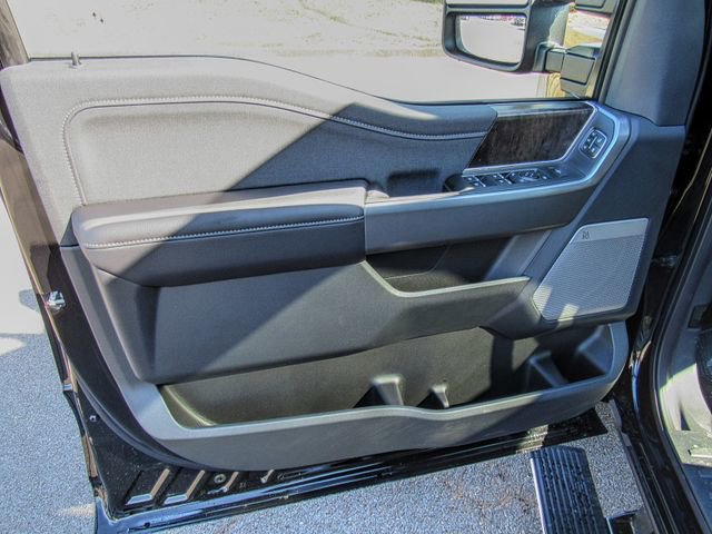 New 2025 Ford F250 Lariat w/ Lariat Ultimate Package image 5