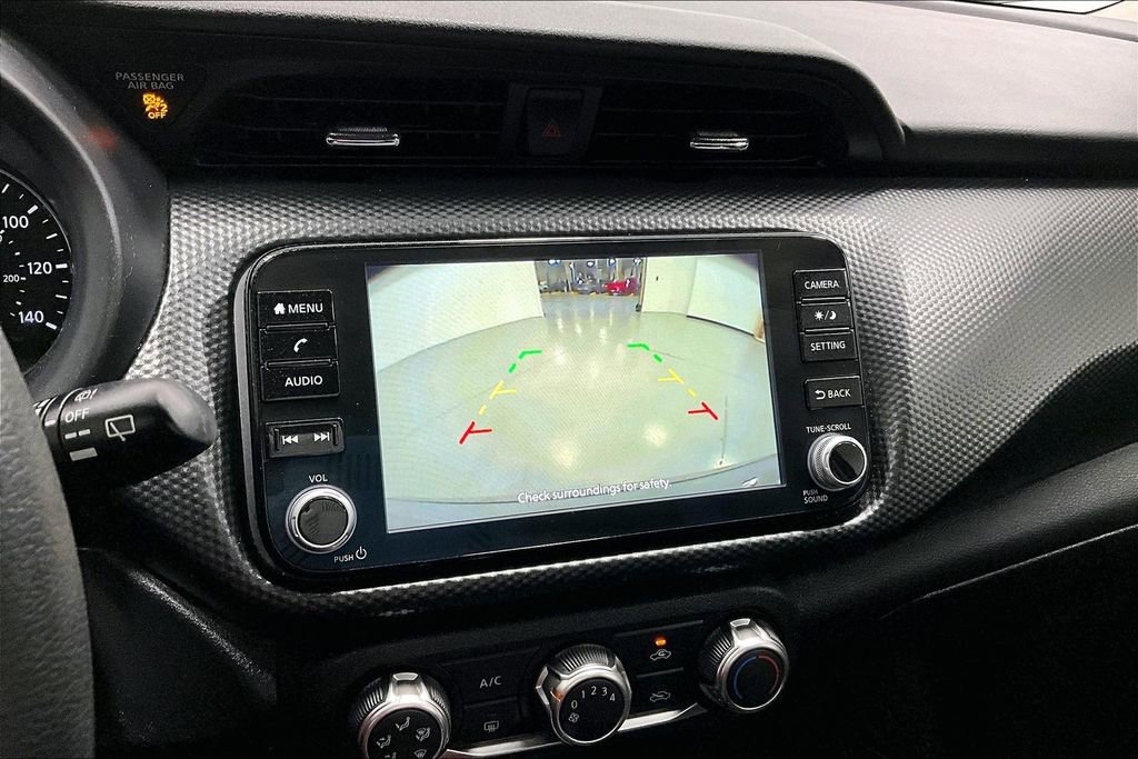 Used 2023 Nissan Kicks SV image 29