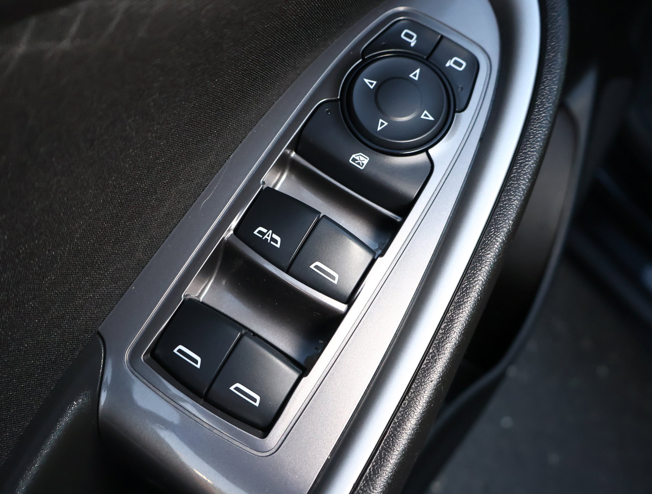 Used 2025 Chevrolet Malibu LT image 8