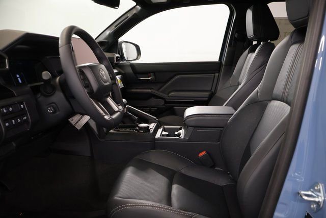 New 2026 Toyota 4Runner Limited AWD/4WD image 11