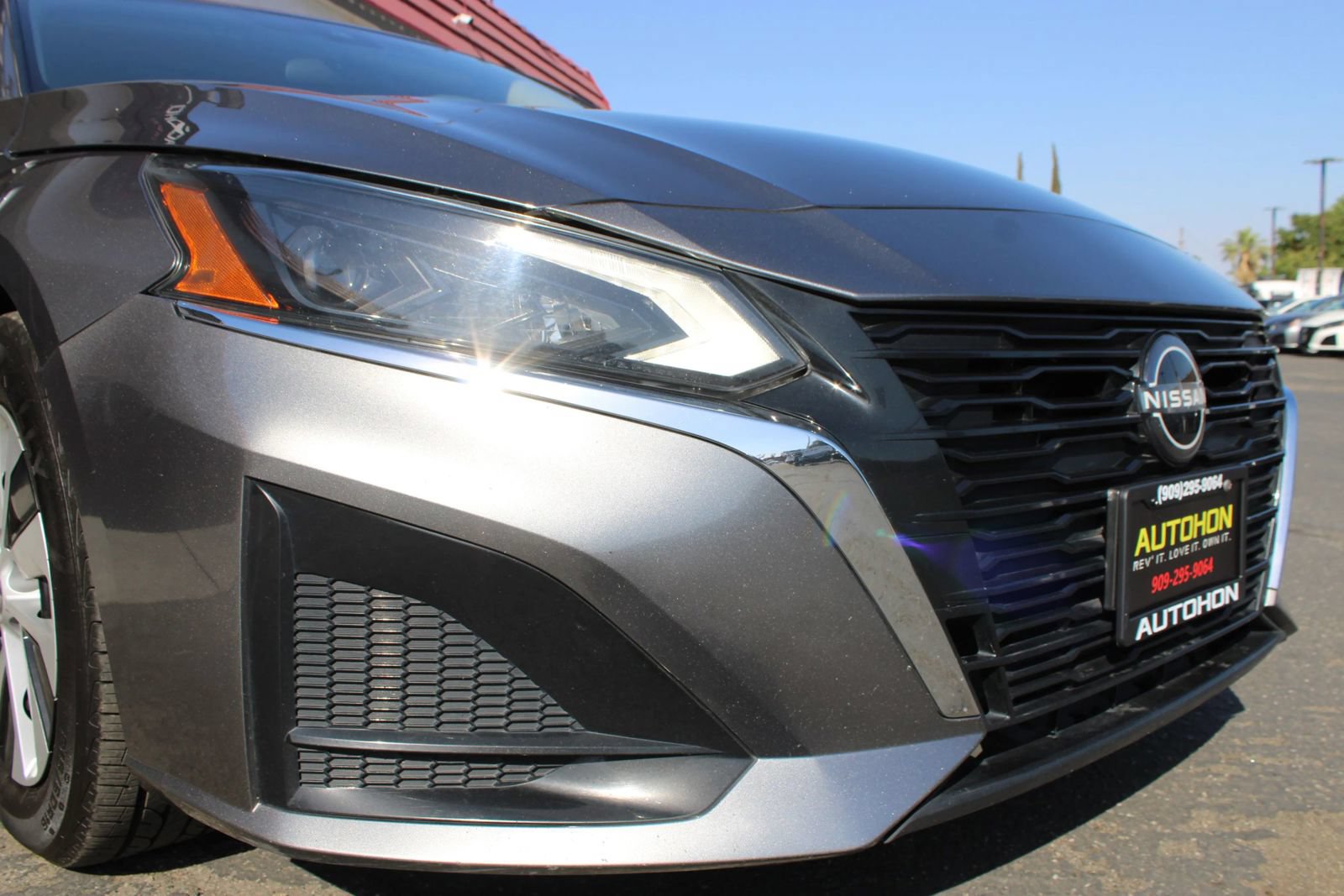 Used 2023 Nissan Altima 2.5 S FWD image 5
