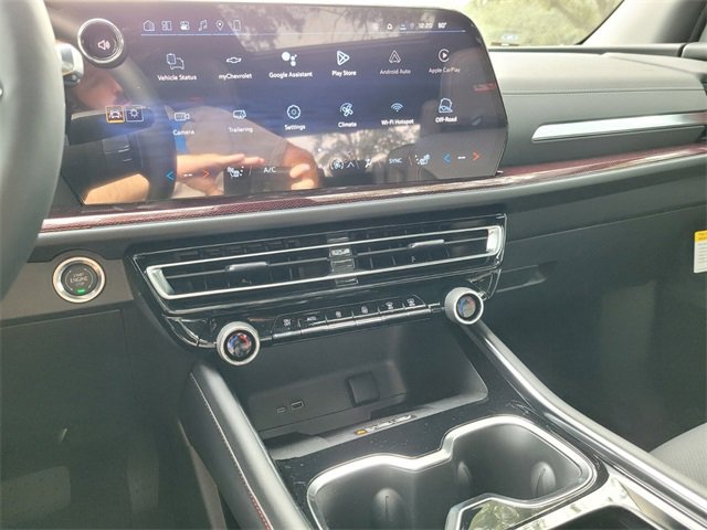 New 2026 Chevrolet Traverse Z71 w/ Driver Confidence Package image 17