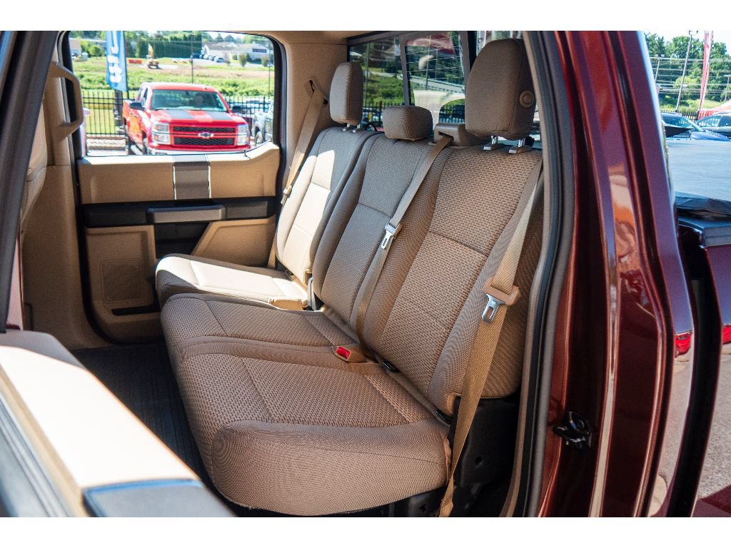Used 2015 Ford F150 XLT w/ Equipment Group 302A Luxury AWD/4WD image 17