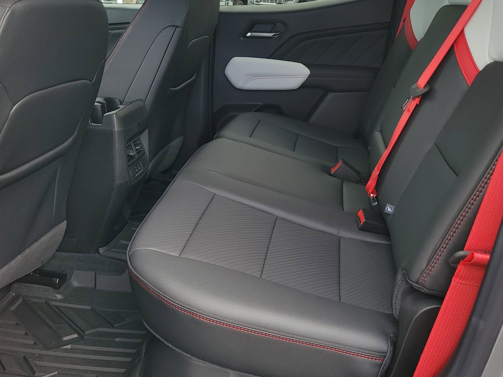 New 2026 GMC Canyon AT4X AWD/4WD image 7
