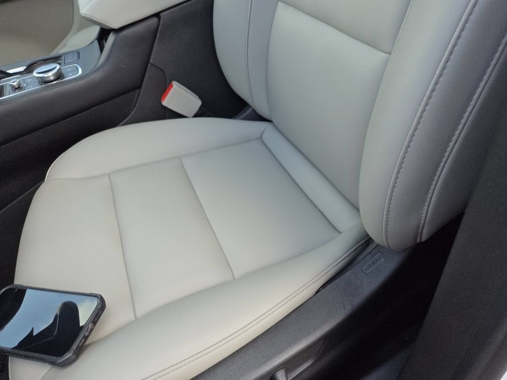 Used 2023 Cadillac XT4 Luxury w/ Driver Awareness Package FWD image 28