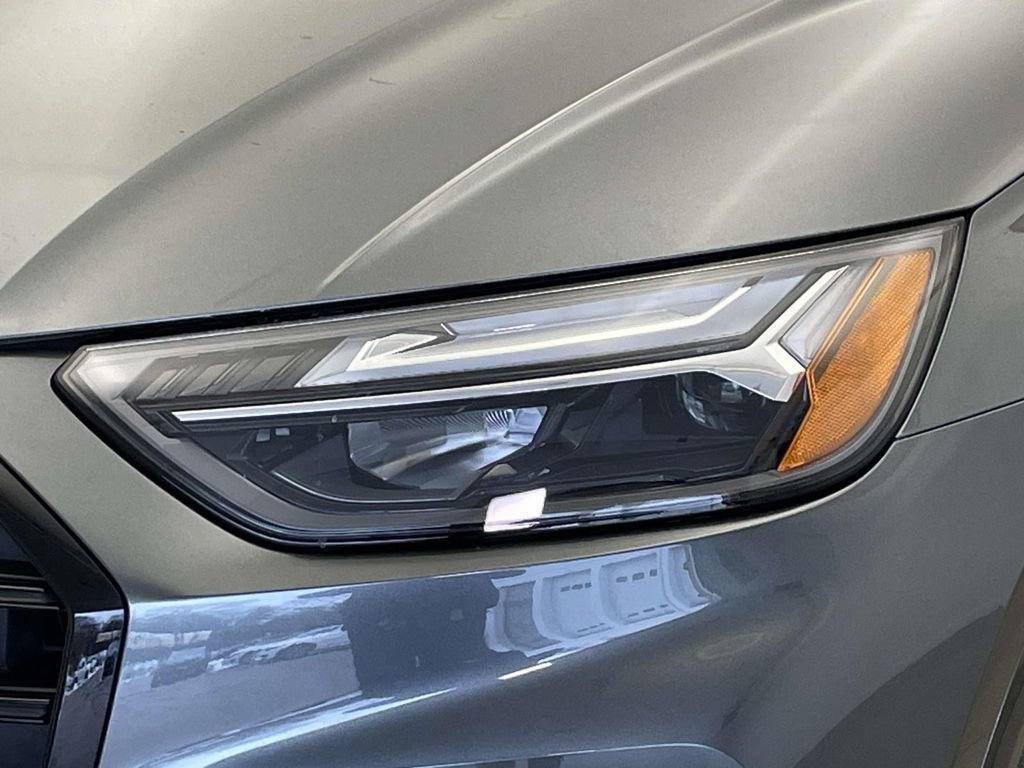 Certified 2025 Audi Q5 2.0T Premium Plus image 15