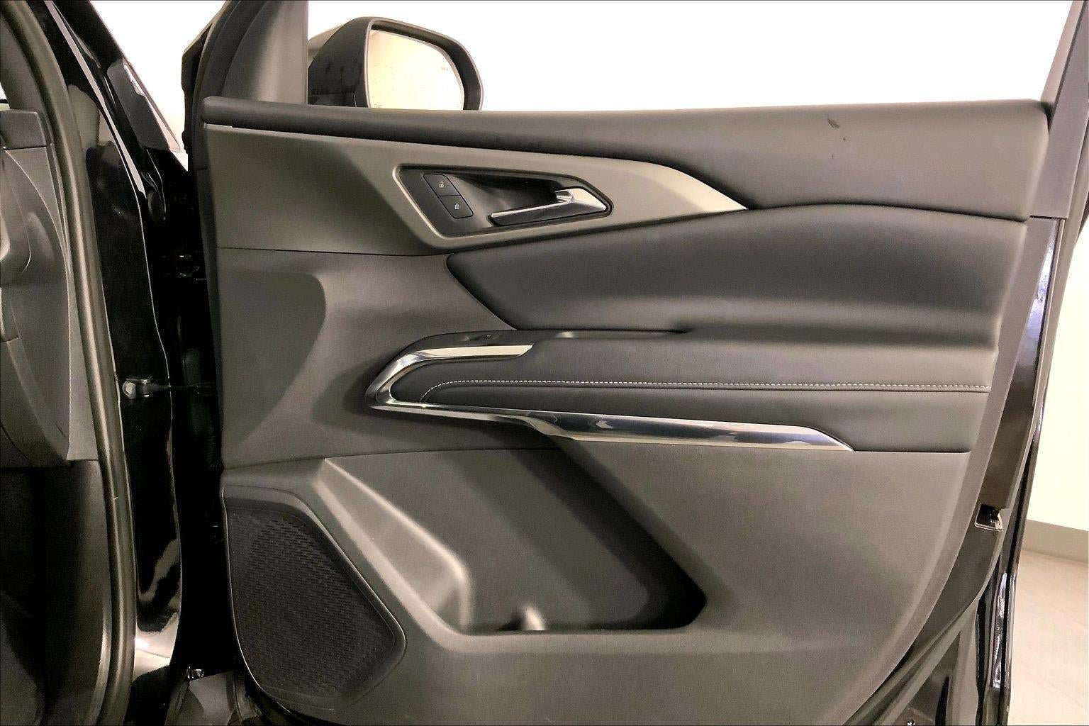 Used 2026 Chevrolet Traverse LT FWD image 26