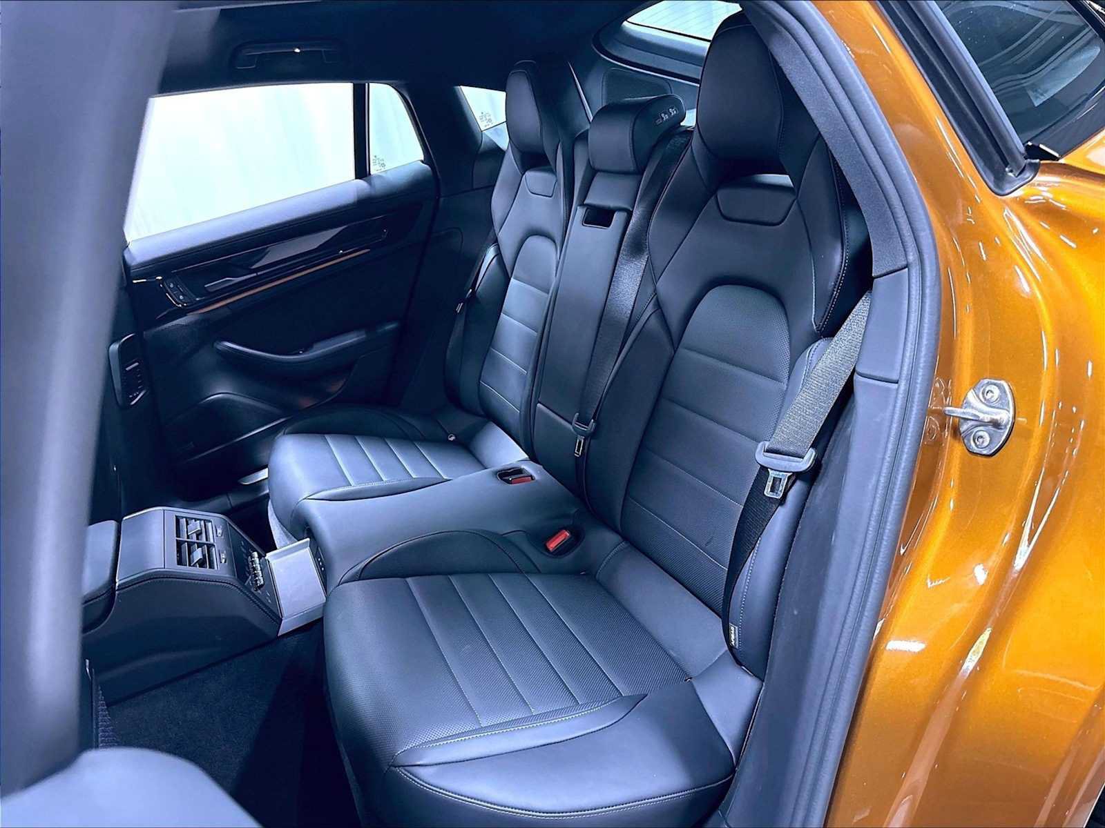 Used 2026 Porsche Panamera 4 AWD/4WD image 30