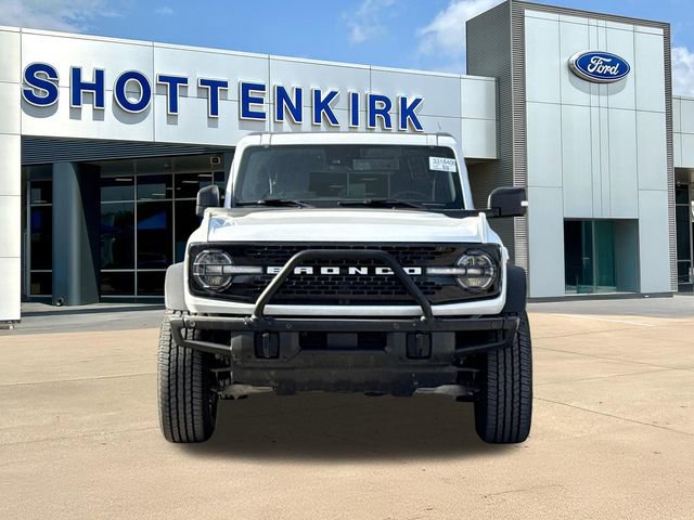 Used 2022 Ford Bronco Wildtrak image 2