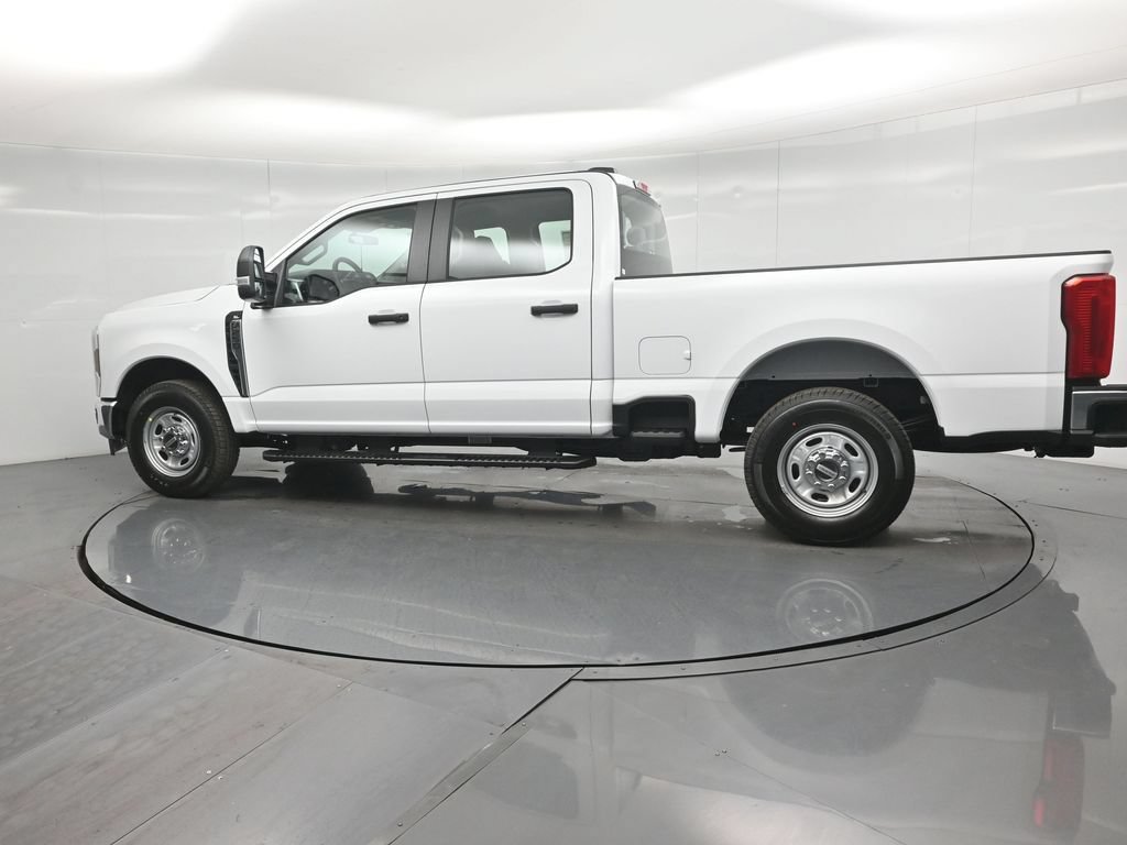 New 2026 Ford F250 XL w/ XL Chrome Package RWD image 6