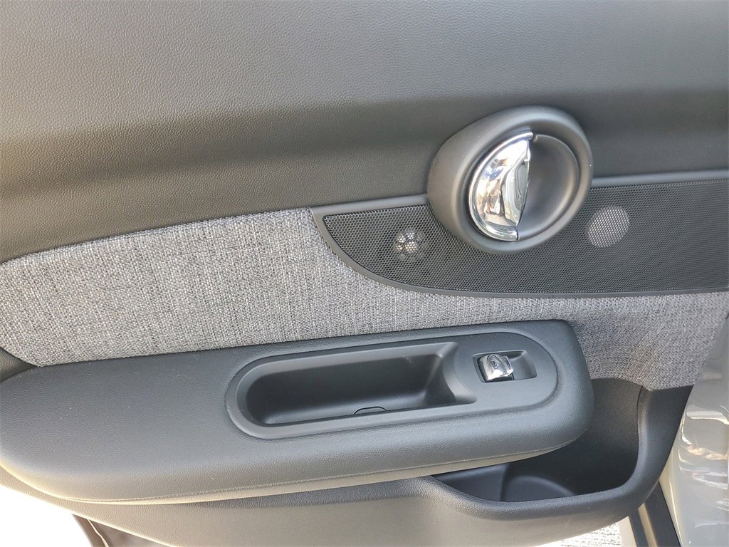 Used 2020 MINI Cooper Clubman S image 12