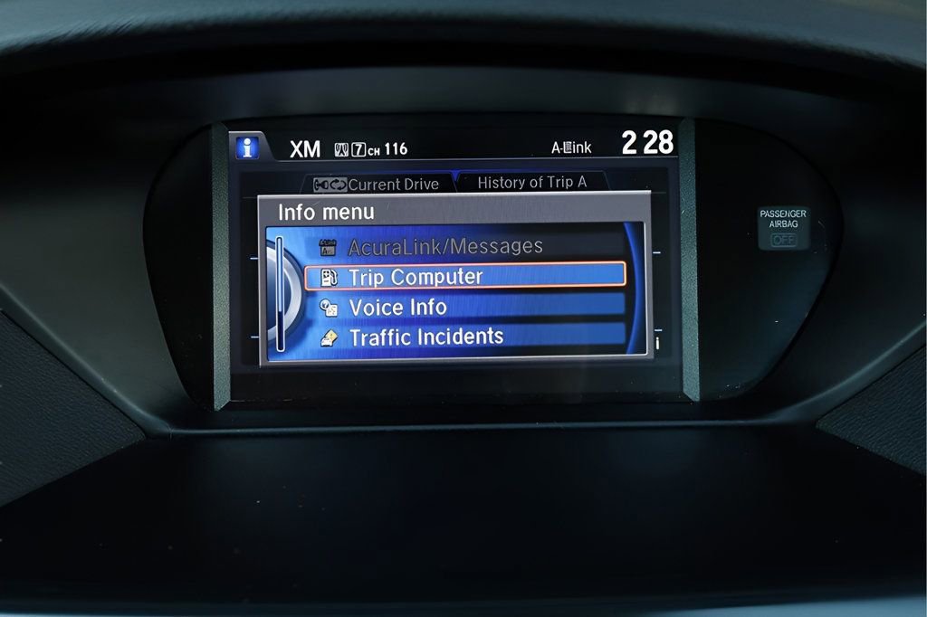 Used 2016 Acura TLX w/ Technology Package FWD image 29