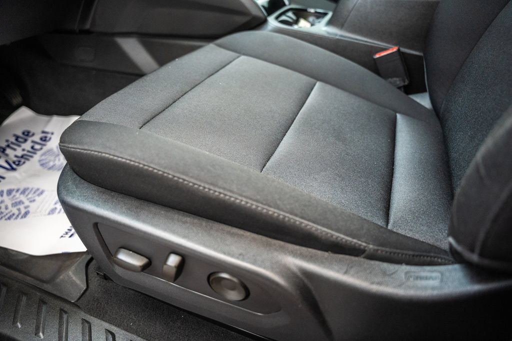 Used 2024 Chevrolet Colorado Trail Boss w/ Technology Package AWD/4WD image 36