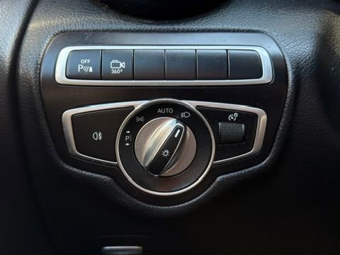 Used 2019 Mercedes-Benz GLC 300 4MATIC image 40