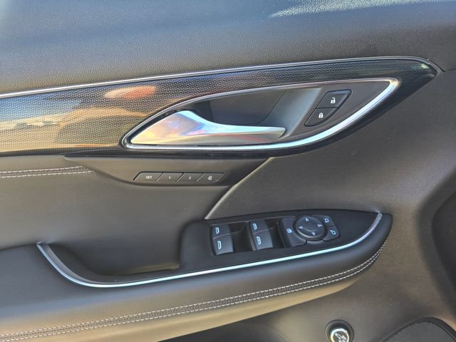 Used 2021 Buick Envision Essence w/ Sport Touring Package FWD image 18