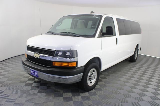 Used 2016 Chevrolet Express 3500 LT w/ LT Preferred Equipment Group image 17
