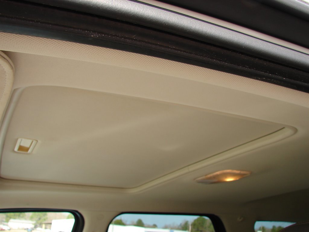 Used 2009 Mercury Mariner Premier image 9