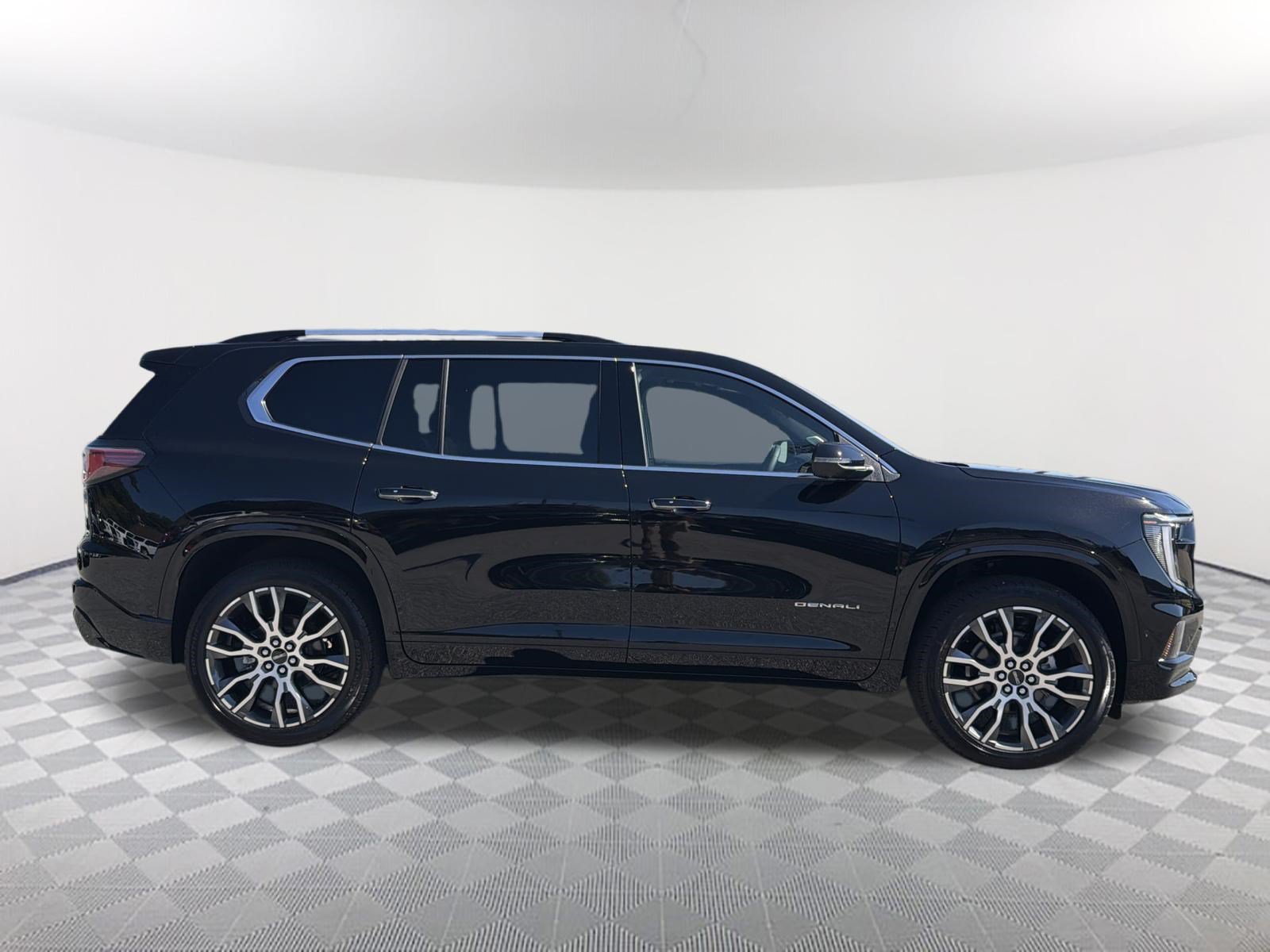 New 2027 GMC Acadia Denali Ultimate w/ LPO, Floor Liner Package AWD/4WD image 5