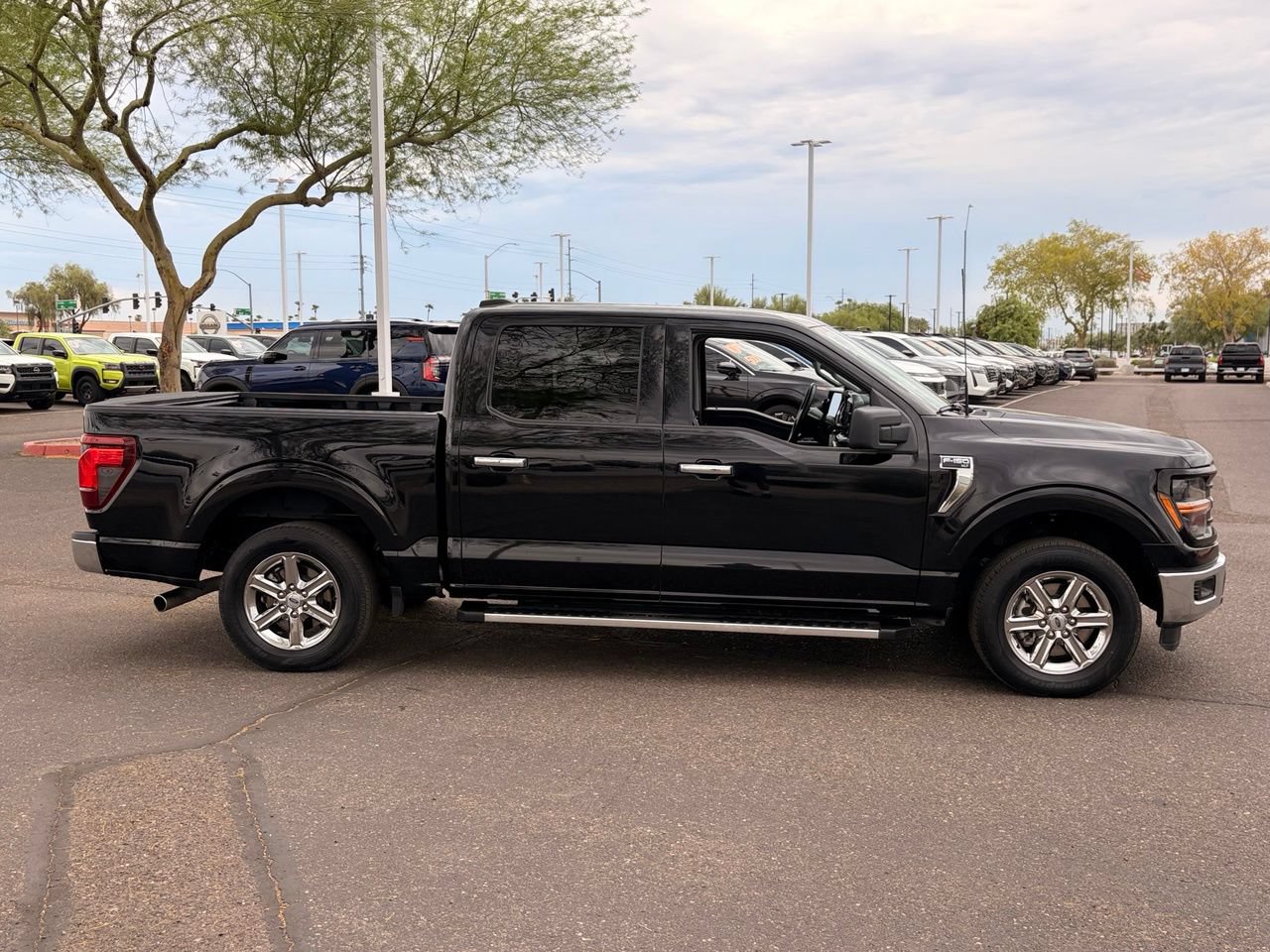 Used 2025 Ford F150 XLT w/ Equipment Group 301A Standard RWD image 7