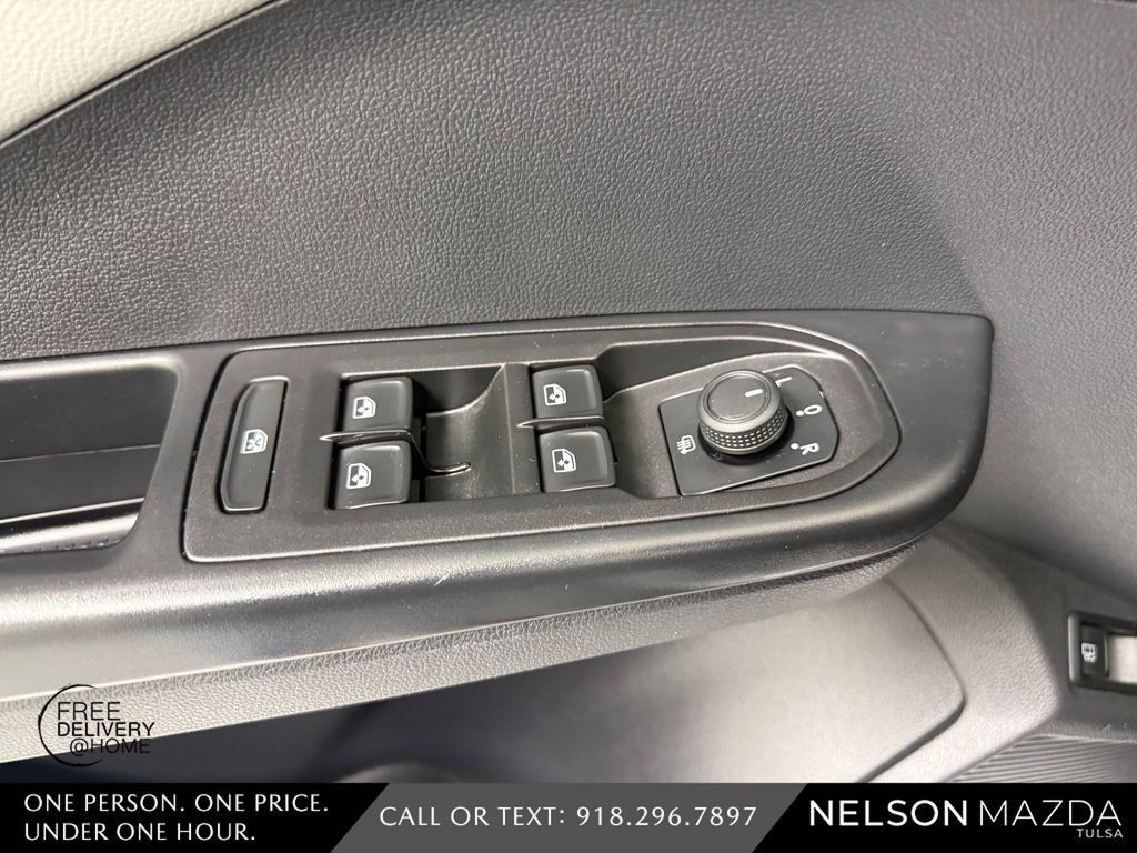 Used 2022 Volkswagen Taos SE image 21