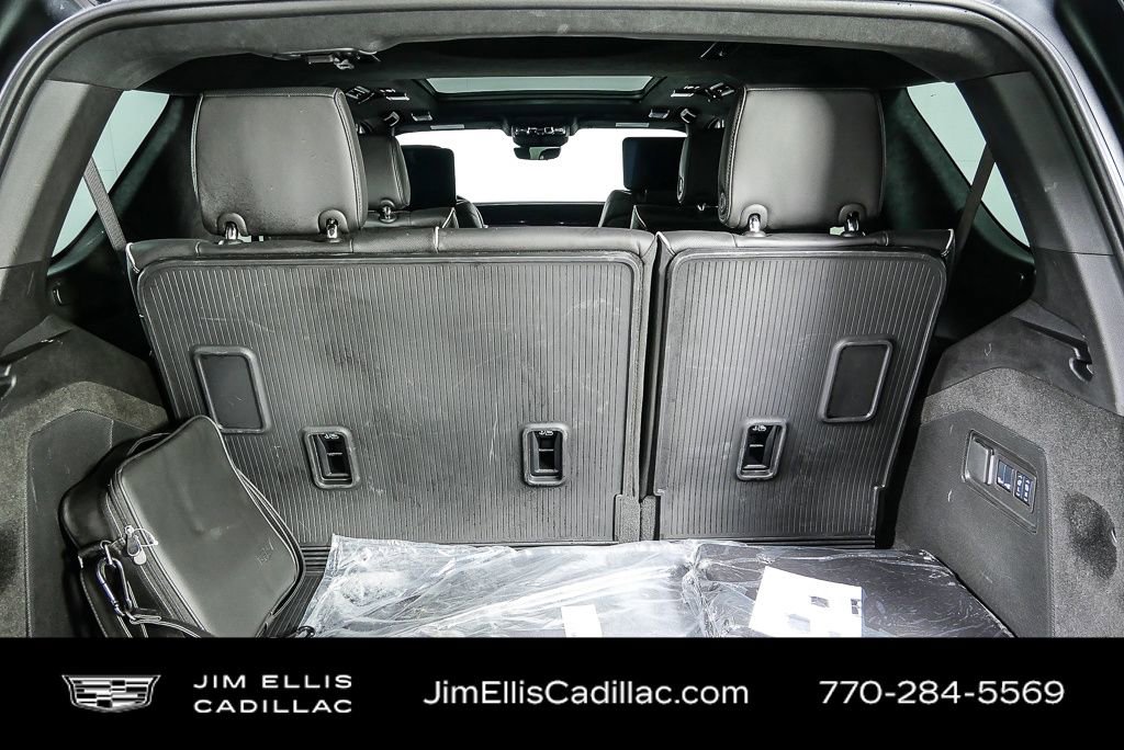 Used 2025 Cadillac Escalade Sport Platinum w/ LPO, ONYX Package image 35