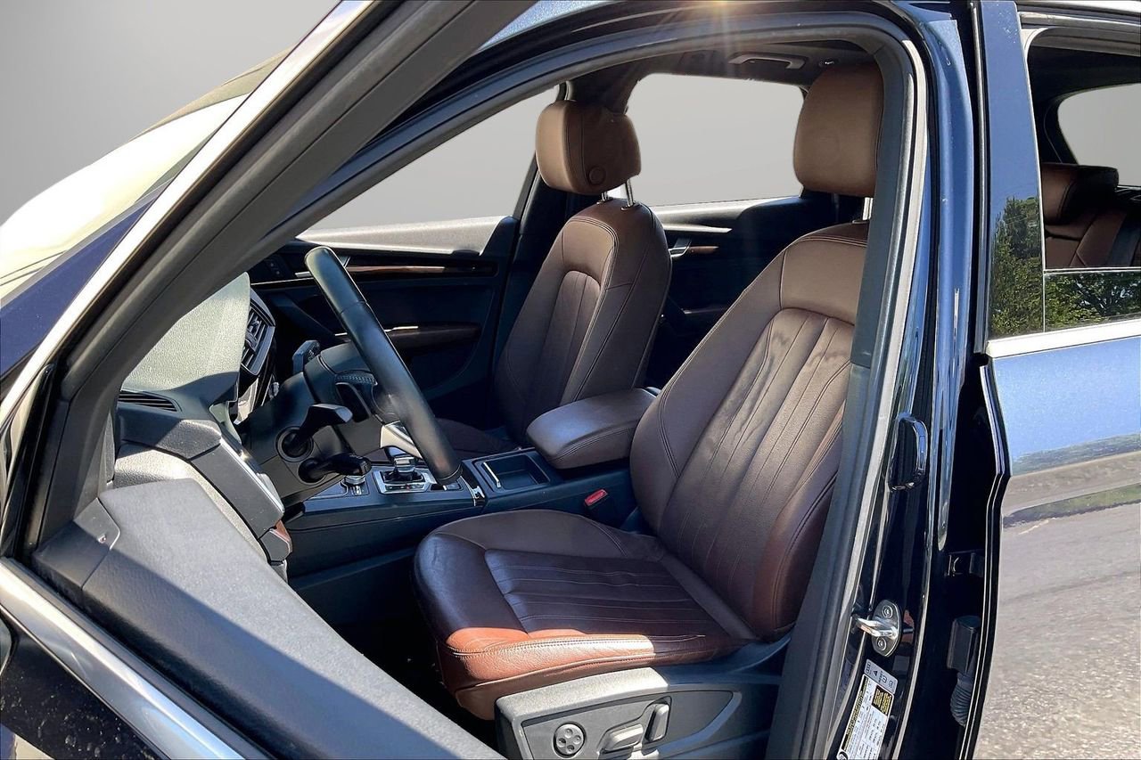 Used 2018 Audi Q5 2.0T Premium Plus w/ Premium Plus Package AWD/4WD image 23