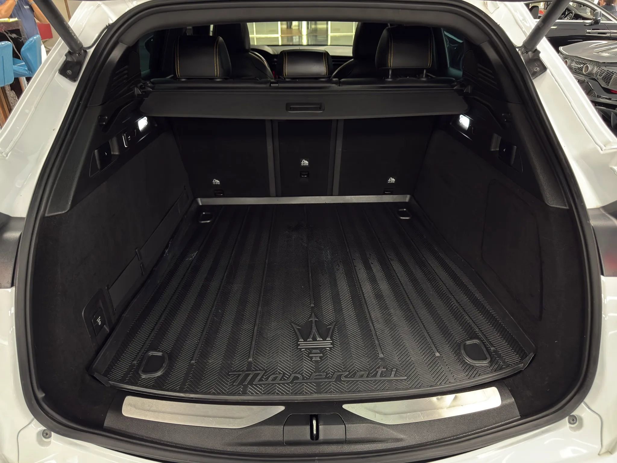 Used 2023 Maserati Grecale Trofeo image 17