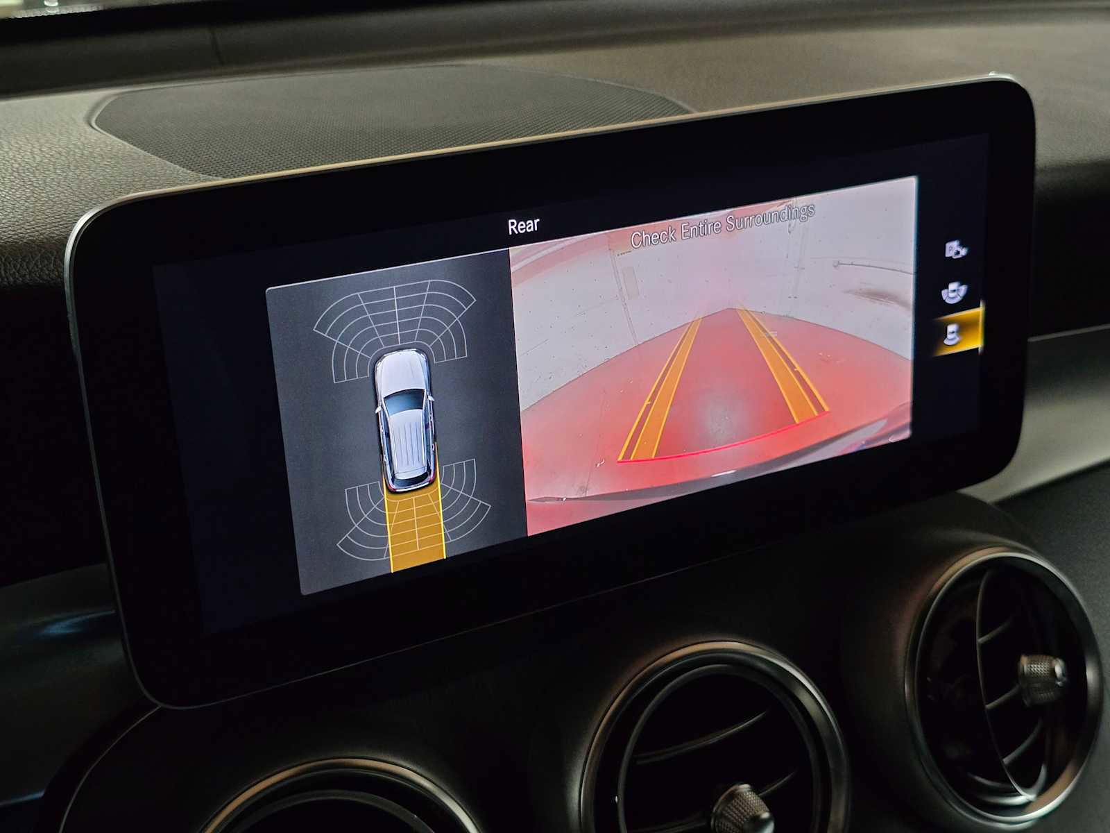 Used 2022 Mercedes-Benz GLC 300 GLC 300 image 34