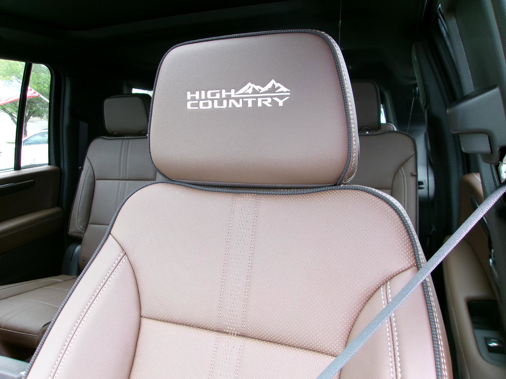 New 2026 Chevrolet Suburban High Country w/ Sun And Tow Package image 12