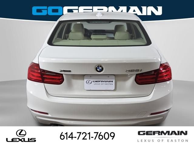 Used 2013 BMW 328i xDrive Sedan AWD/4WD image 10