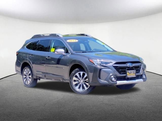Used 2024 Subaru Outback Touring AWD/4WD image 2
