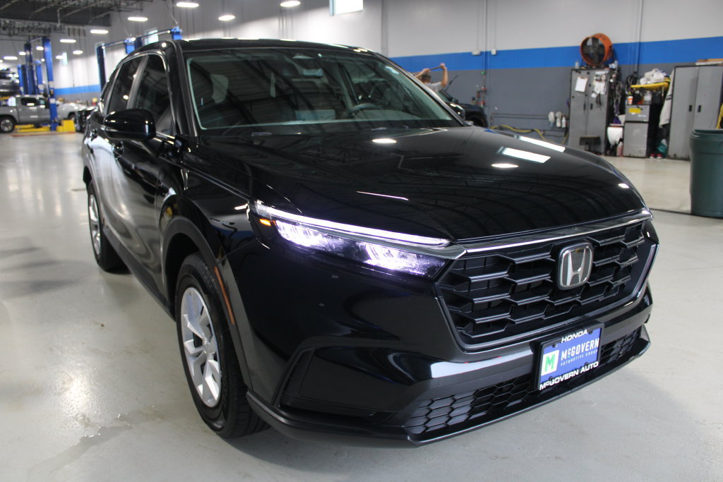 Used 2026 Honda CR-V LX image 3