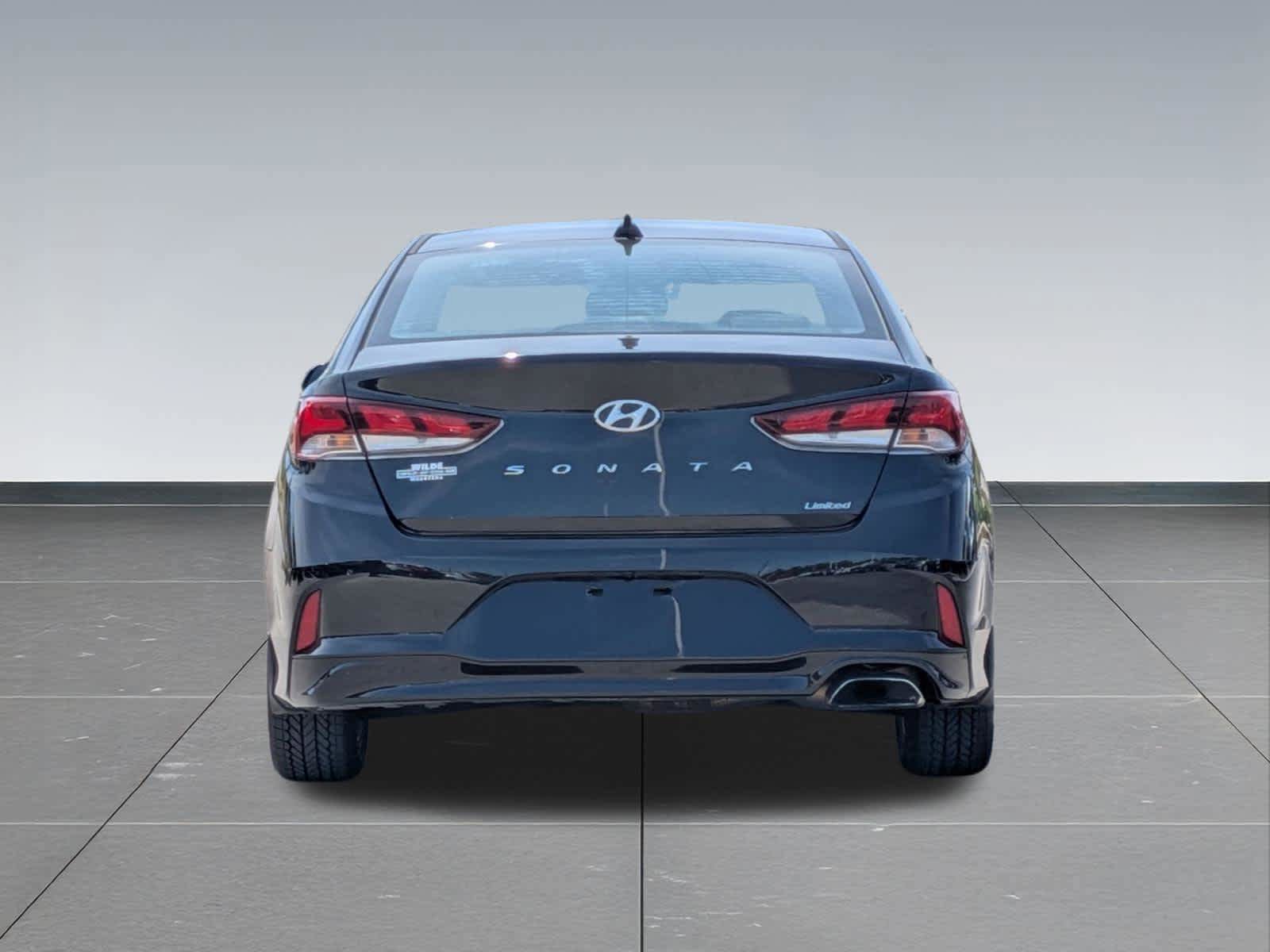 Used 2018 Hyundai Sonata Limited FWD image 4