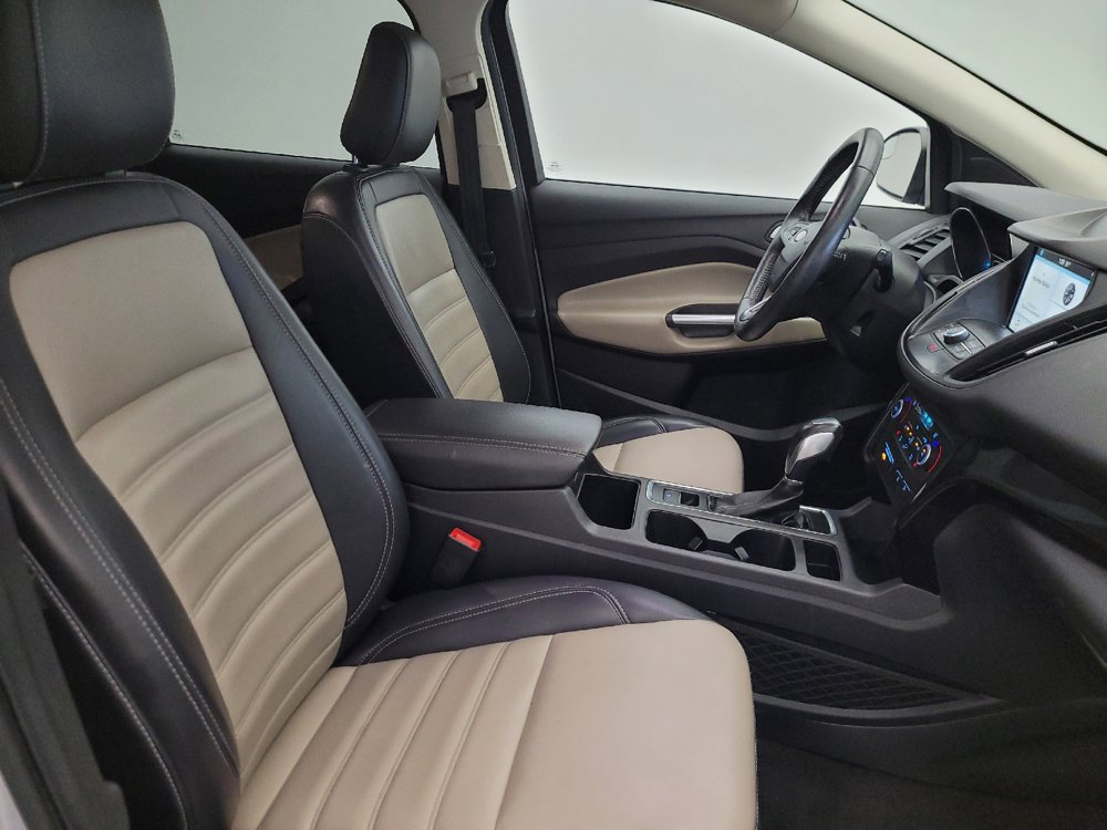 Used 2019 Ford Escape SEL image 21