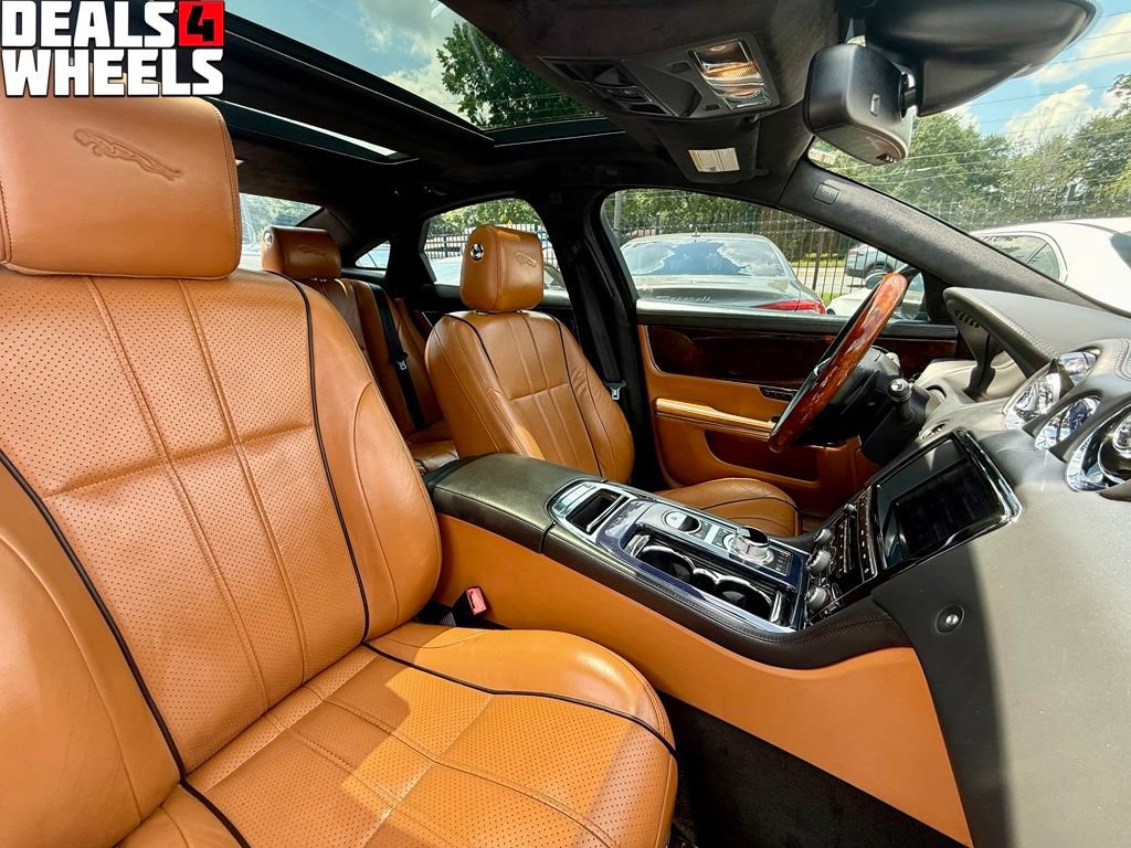 Used 2012 Jaguar XJ RWD image 27