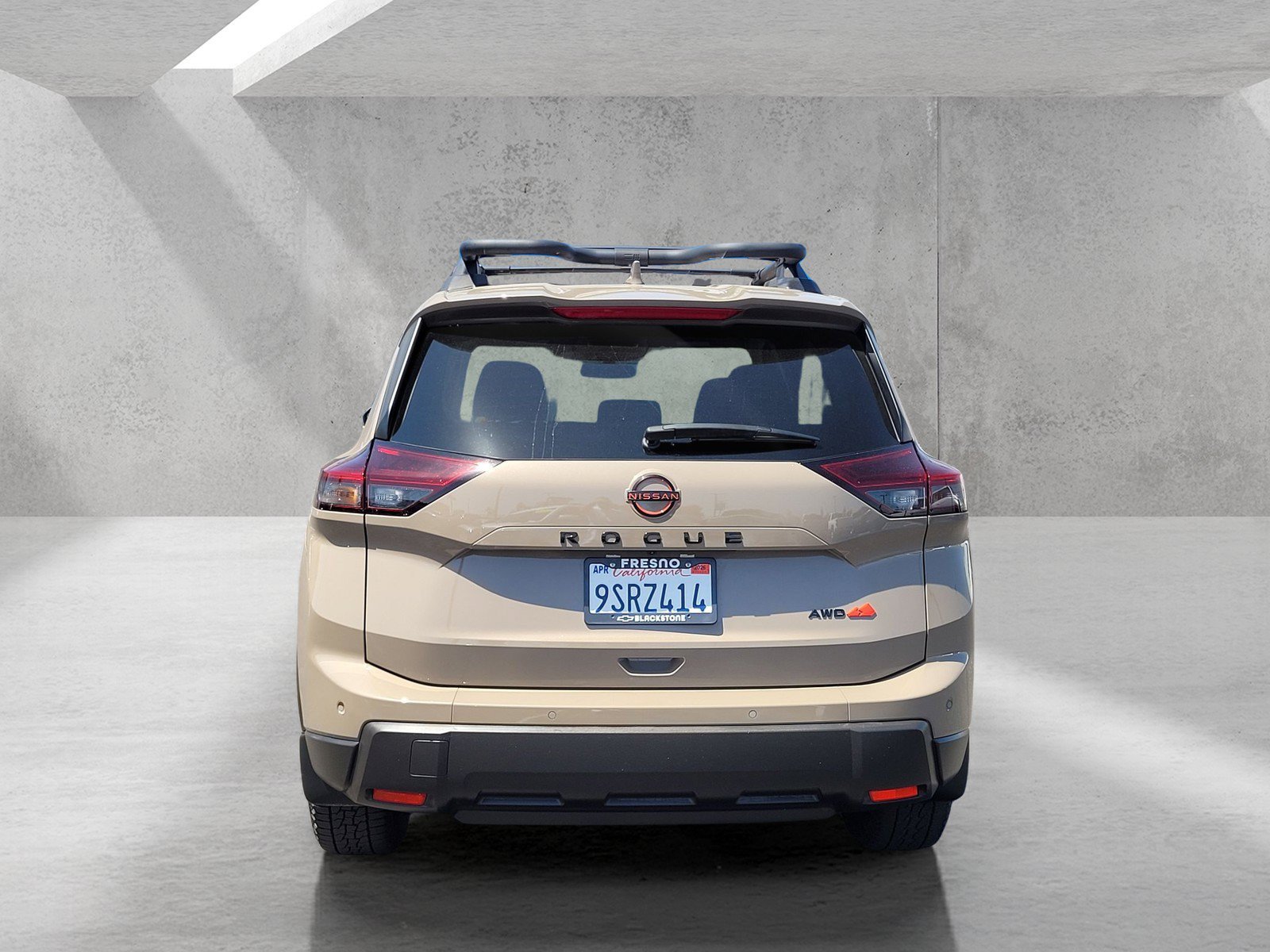 Used 2025 Nissan Rogue SV AWD/4WD image 6