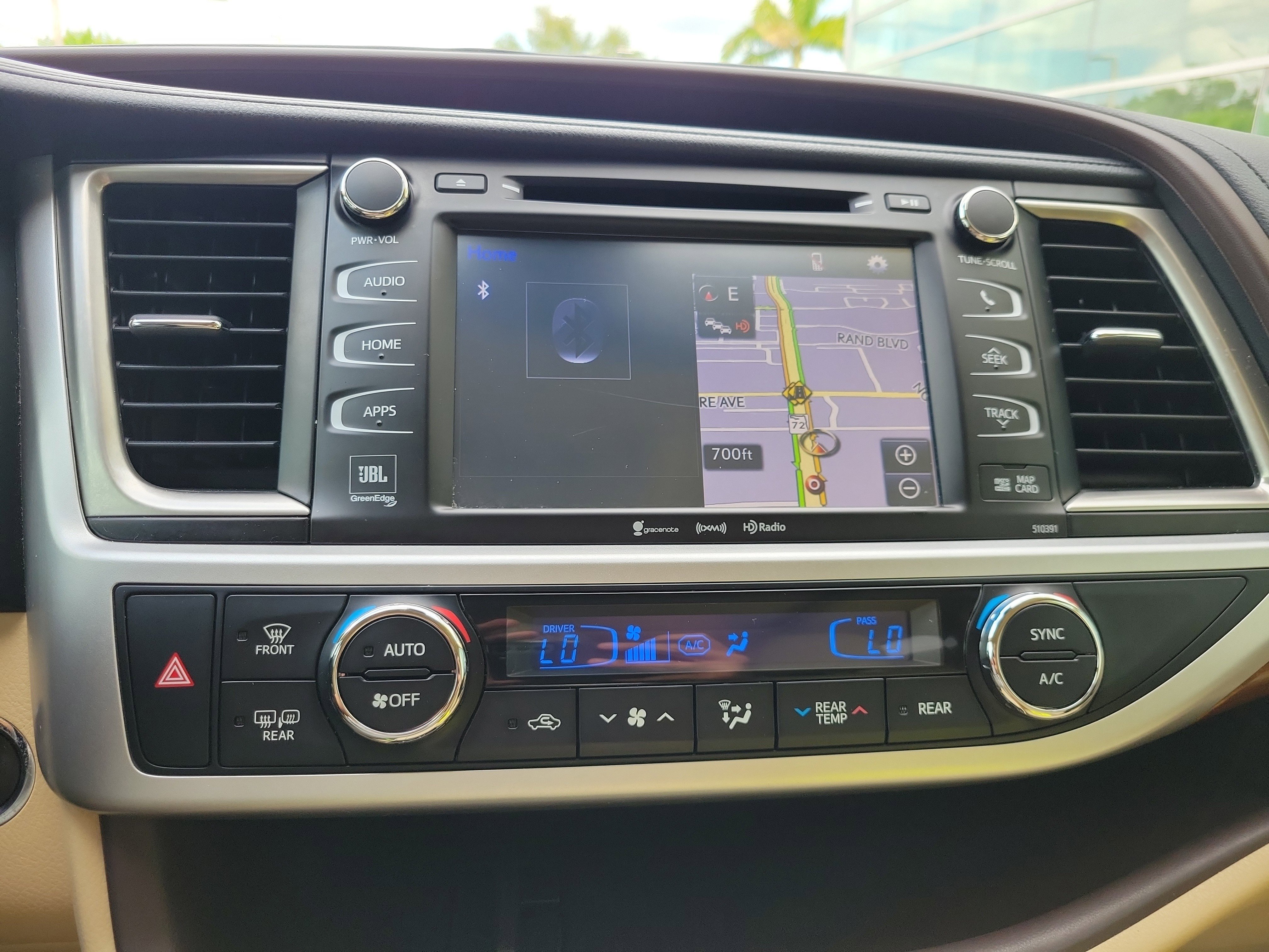 Used 2019 Toyota Highlander Limited FWD image 20
