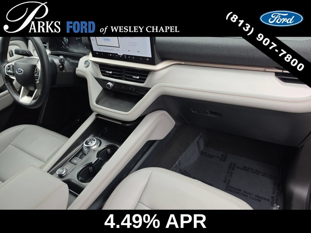 Certified 2025 Ford Explorer Active w/ Active Comfort Package RWD image 11