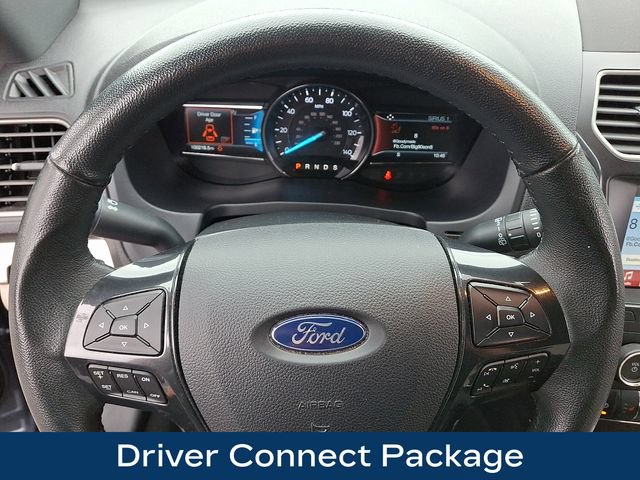 Used 2019 Ford Explorer XLT w/ Equipment Group 202A AWD/4WD image 4