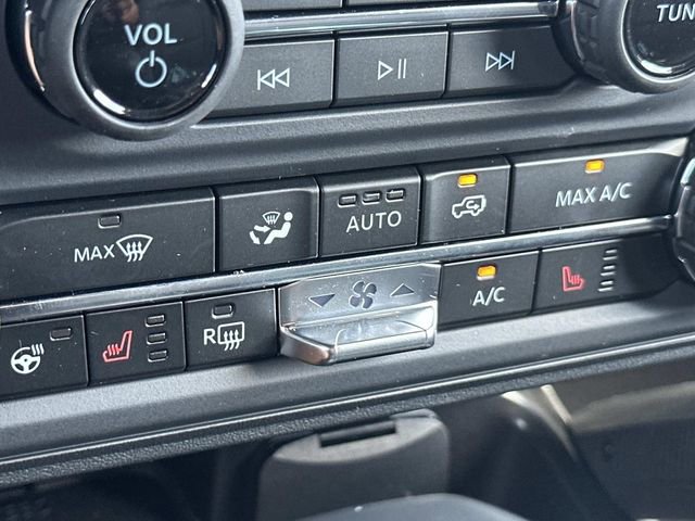 New 2025 Ford Bronco Badlands image 37