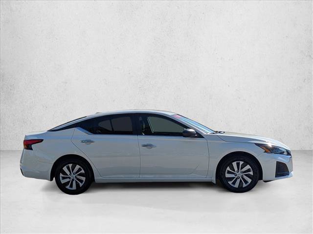 Certified 2025 Nissan Altima 2.5 S image 4